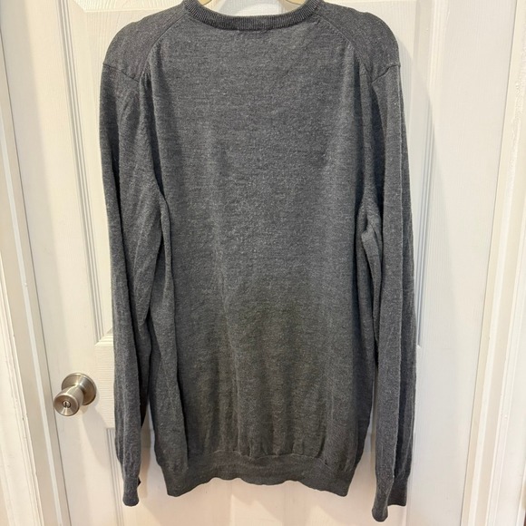 Jos A Bank Men's 3XLT Tailored Fit Gray V-Neck Sweater 100% Merino Wool Classic - Picture 6 of 6